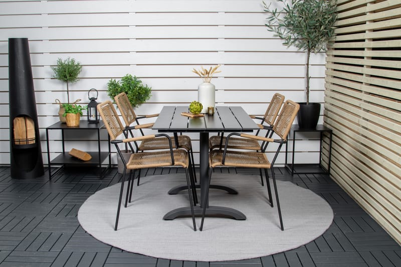 Denver Spisegruppe 120cm + 4 Lindos Karmstoler Svart - Venture Home - Hagemøbler - Hagegruppe - Spisegrupper hage