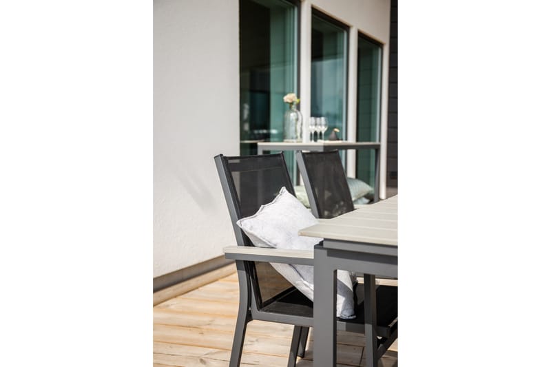 Levels Forlengbar Spisegruppe 160cm + 4 Parma Stoler - Svart/Grå - Hagemøbler - Hagegruppe - Spisegrupper hage