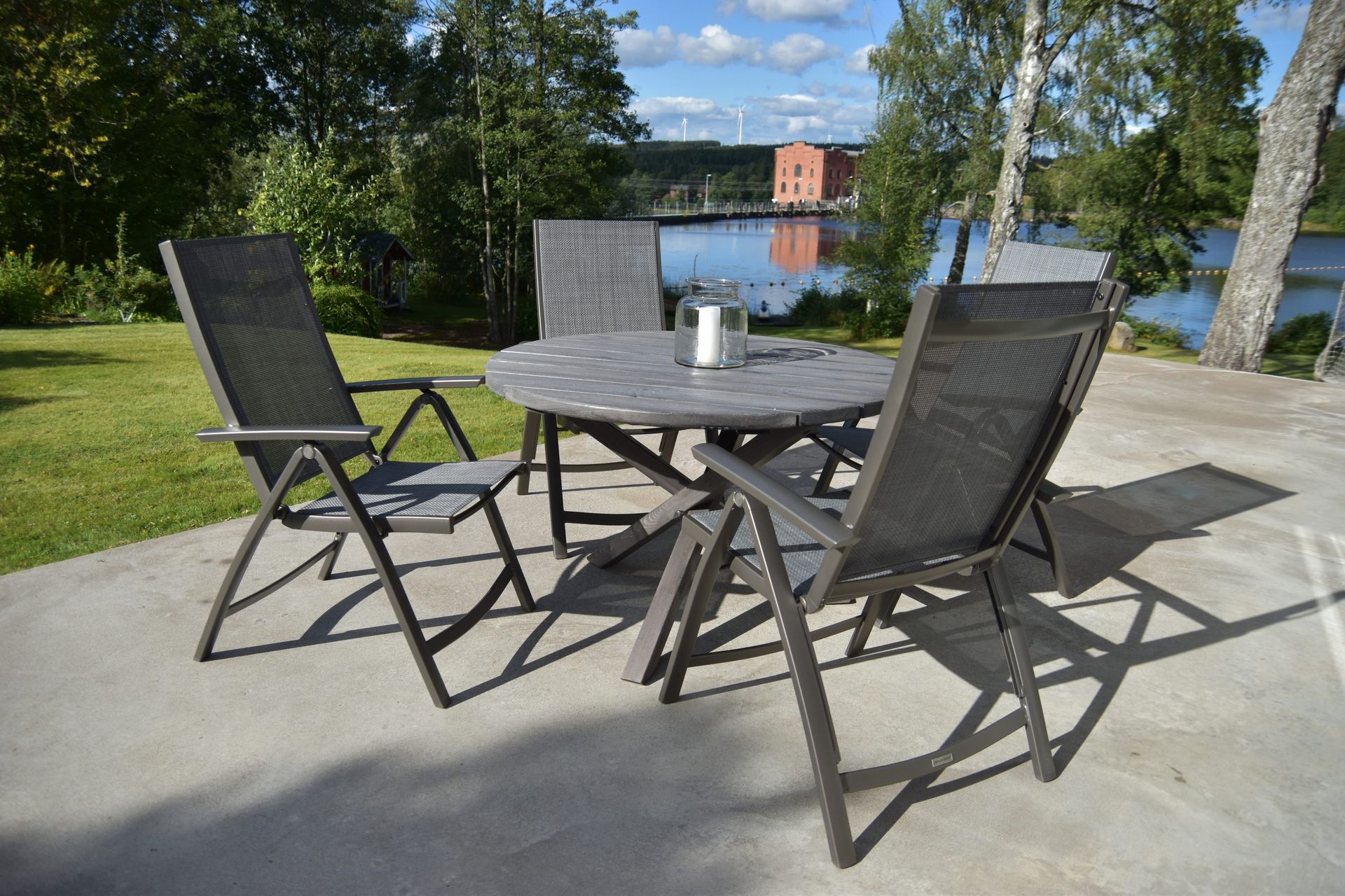 Scottsdale Spisegruppe Rund 112 cm + 4 Solanum Stoler - Grå