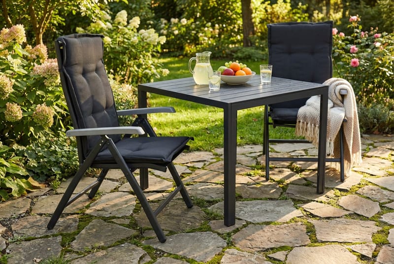 Tunis Spisegruppe 90+2 Monaco Lyx Posisjonsstoler+Puter - Svart/Grå - Hagemøbler - Hagegruppe - Spisegrupper hage