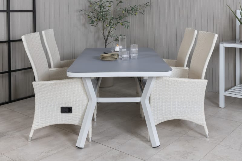 Virya Spisegruppe 160cm + 4 Padova Reclinerstoler - Svart/Natur - Hagemøbler - Hagegruppe - Spisegrupper hage