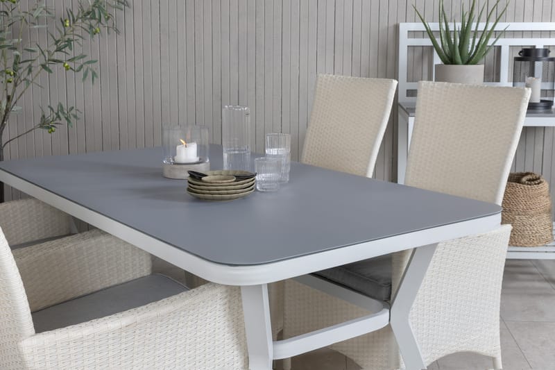 Virya Spisegruppe 160cm + 4 Padova Reclinerstoler - Svart/Natur - Hagemøbler - Hagegruppe - Spisegrupper hage