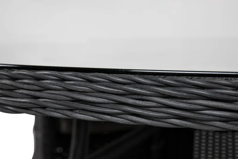 Marcus Spisegruppe 140 Rund + 4 Light Lenestoler m Pute - Svart - Hagemøbler - Hagegruppe - Spisegrupper hage