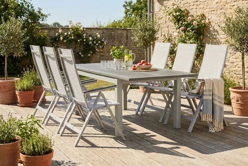 Monaco utendørs spisegruppe, uttrekkbar 150–250x90 med 6 Monaco Light regulerbare stoler - Hvit/Grå - Hagemøbler - Hagegruppe - Spisegrupper hage