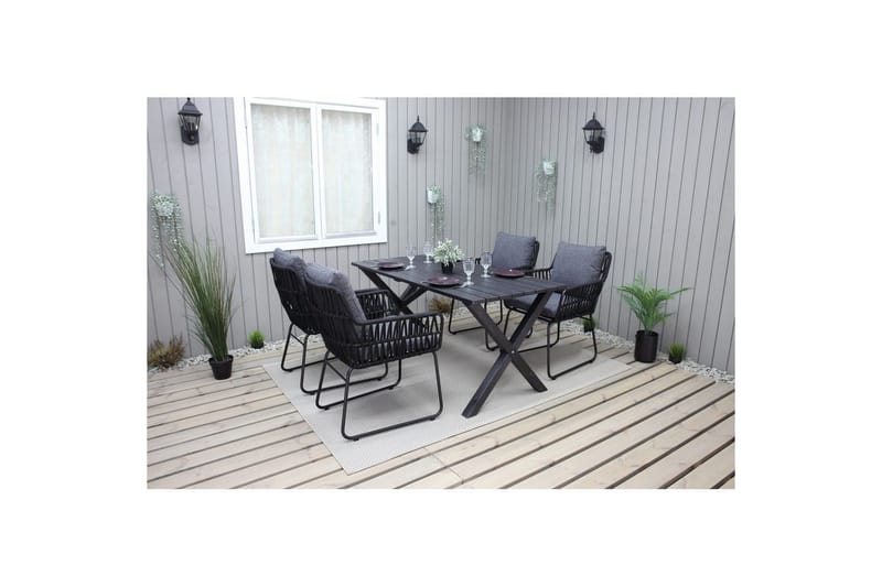 Utendørs møbelgruppe 150 cm bord & 4 Levanto grå stoler Svart - Svart - Hagemøbler - Hagegruppe - Spisegrupper hage