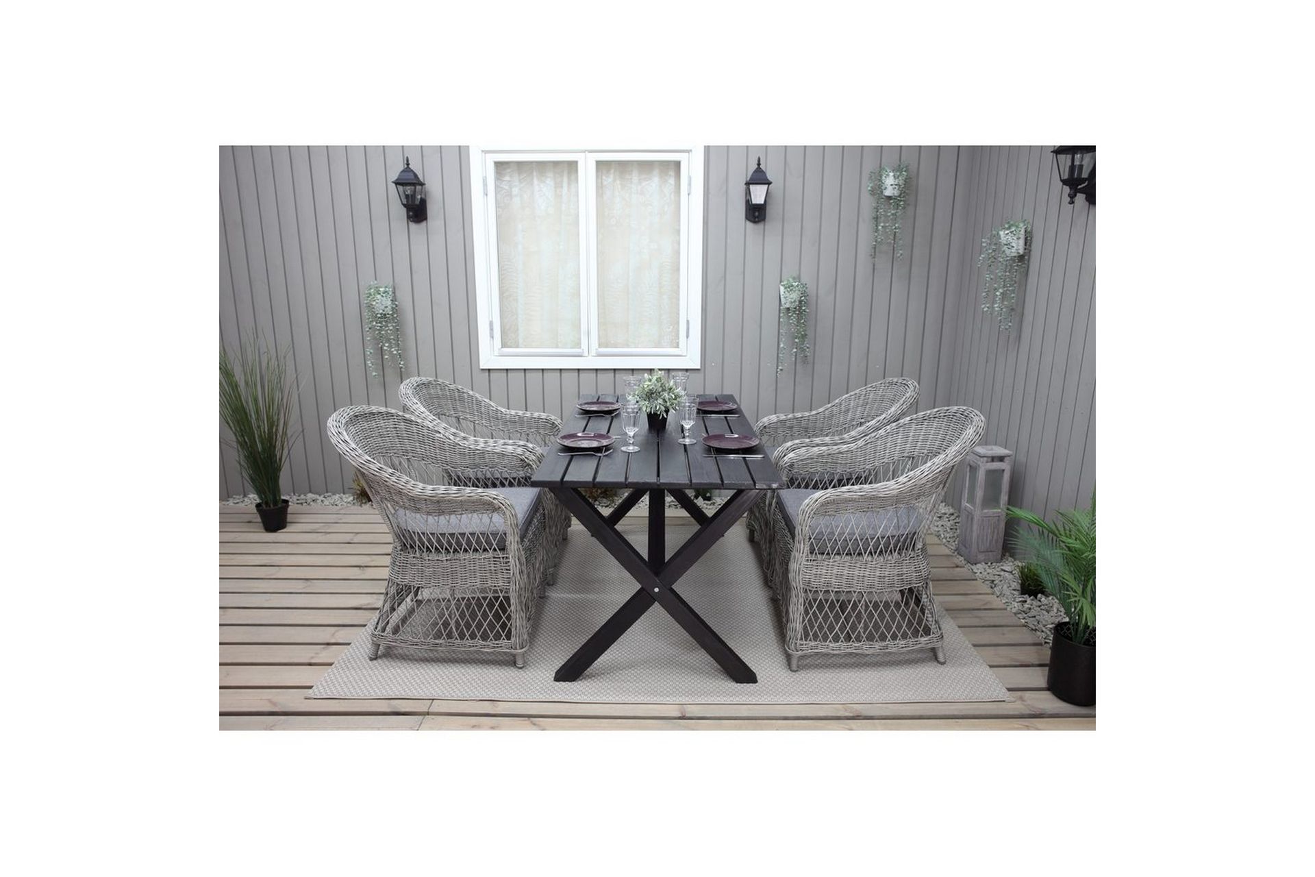 Utendørs møbelgruppe 150 cm bord & 4 Merida grå stoler Svart - Svart - Hagemøbler - Hagegruppe - Spisegrupper hage