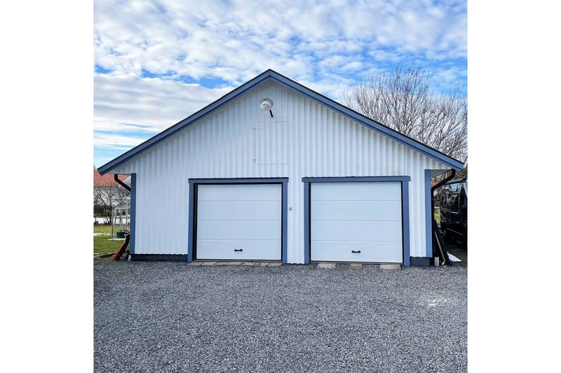 Garasjeport med motor 2,4 m - Hus & oppussing - Garasje & verksted - Garasjeporter - Fjernkontroll garasjeport