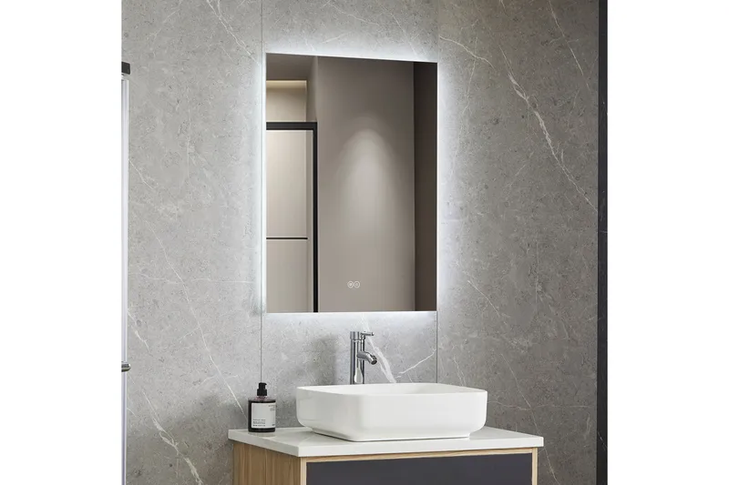 Baderomsspeil 60x80 cm med LED-belysning og anti-dugg - Hus & oppussing - Kjøkken & bad - Baderom - Baderomsmøbler & baderomsinnredning - Baderomsspeil