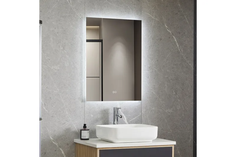 Baderomsspeil 60x80 cm med LED-belysning og anti-dugg - Hus & oppussing - Kjøkken & bad - Baderom - Baderomsmøbler & baderomsinnredning - Baderomsspeil