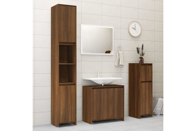 beBasic Baderomsskap brun eik 30x30x95 cm konstruert tre - Brun - Hus & oppussing - Kjøkken & bad - Baderom - Baderomsmøbler & baderomsinnredning - Baderomsskap
