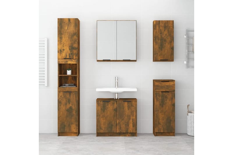 beBasic Vegghengt baderomsskap røkt eik 32x20x67 cm - Brun - Hus & oppussing - Kjøkken & bad - Baderom - Baderomsmøbler & baderomsinnredning - Baderomsskap