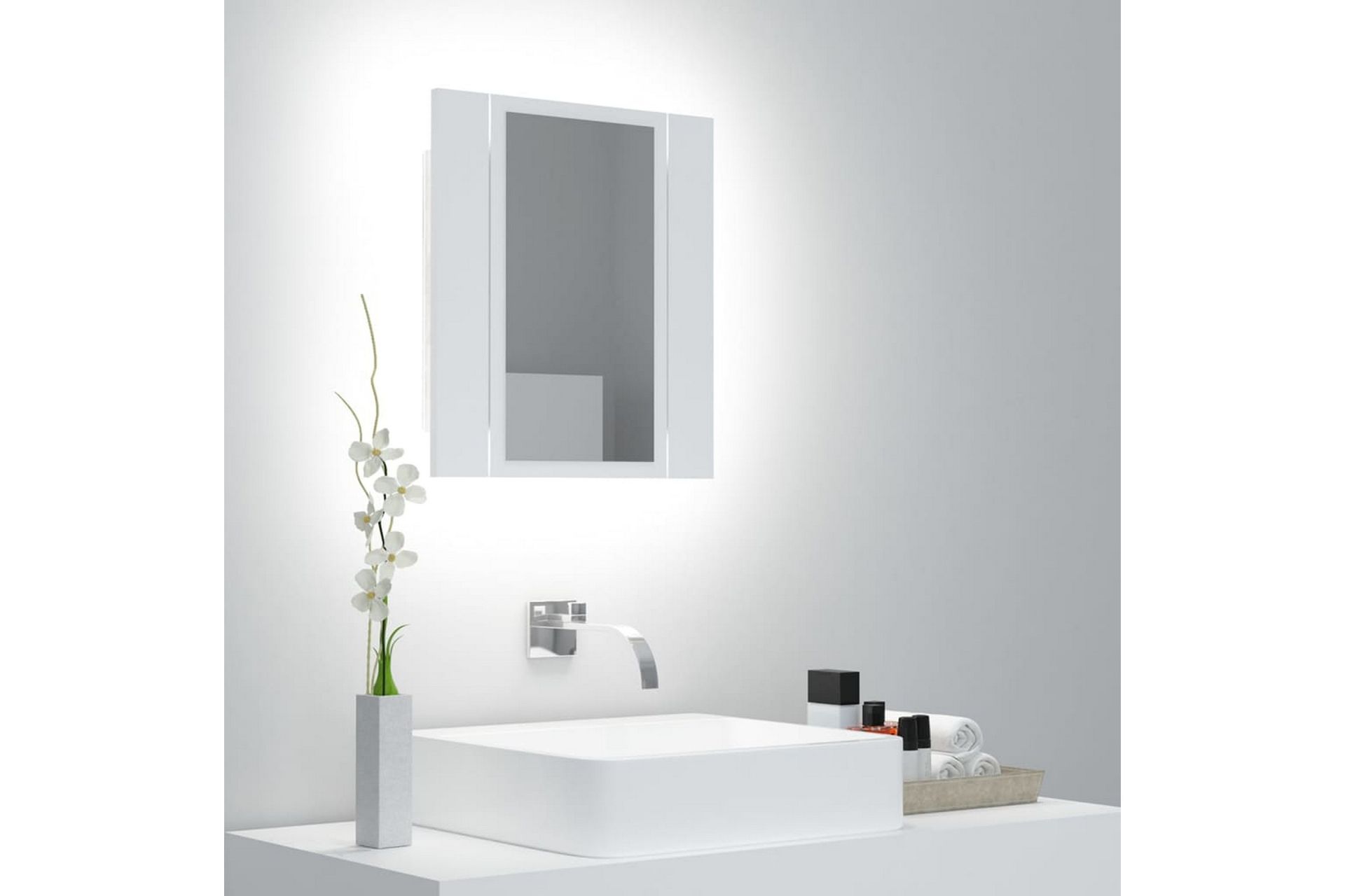 LED-speilskap til baderom hvit 40x12x45 cm - Hvit - Hus & oppussing - Kjøkken & bad - Baderom - Baderomsmøbler & baderomsinnredning - Speilskap