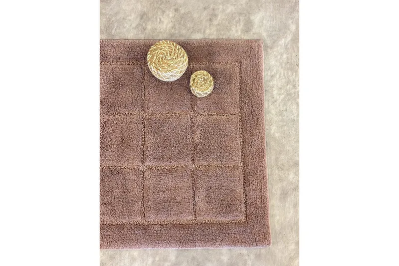 Baderomsmatte Kvadrat - 70x120 cm, Støvete Rosa - Tekstiler - Tepper & Matter - Baderomsmatte