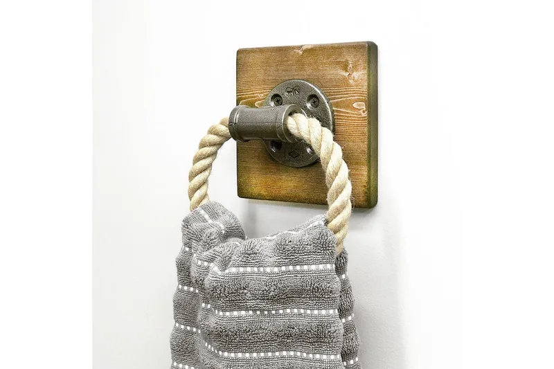 Evila Håndklehenger Tau/Tre - Hus & oppussing - Kjøkken & bad - Baderom - Baderomstilbehør - Håndklehenger