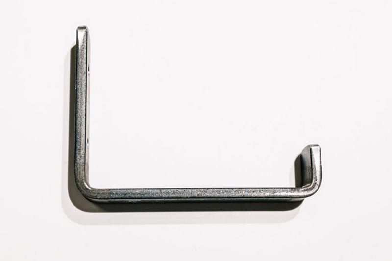 Pipe Hook Svart - Svart - Hus & oppussing - Kjøkken & bad - Baderom - Baderomstilbehør - Toalettrullholder