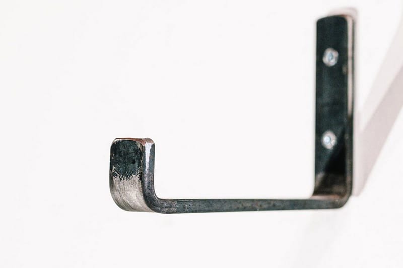 Pipe Hook Svart - Svart - Hus & oppussing - Kjøkken & bad - Baderom - Baderomstilbehør - Toalettrullholder