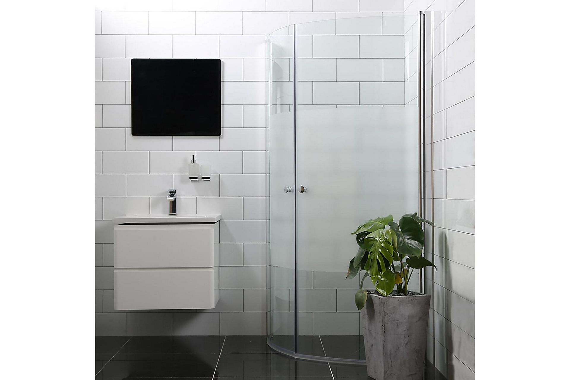 Bathlife Allsidig Dusjhjørne Rund Dør 45° 70 cm - Sølv/Delvis FRustet - Hus & oppussing - Kjøkken & bad - Baderom - Dusjer