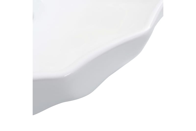 Vask 46x17 cm keramikk hvit - Hus & oppussing - Kjøkken & bad - Baderom - Servant og håndvask - Enkel vask