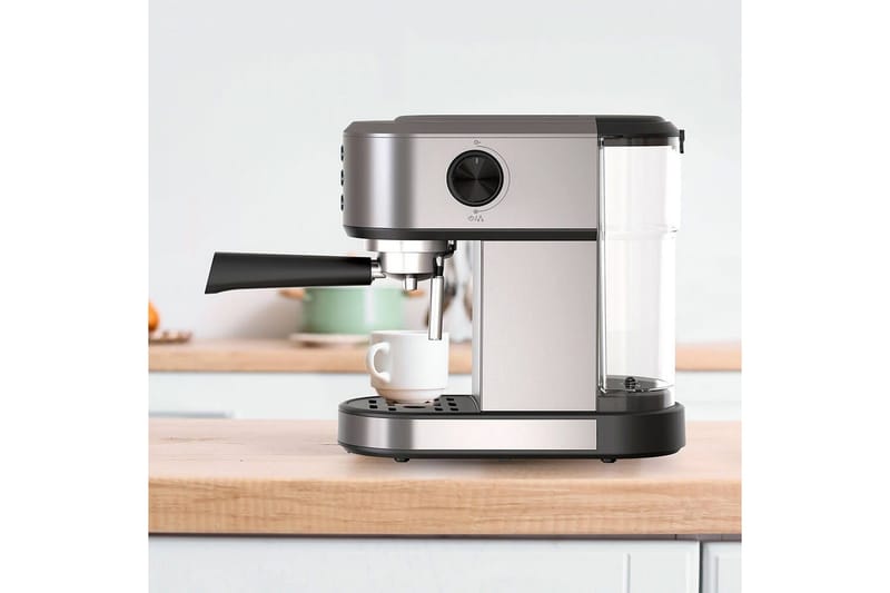 Espressomaskin Black+Decker 1350W - Husholdning - Kjøkkenmaskiner - Kaffemaskin & kaffetilbehør