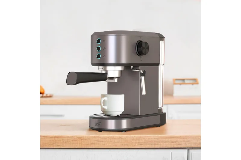 Espressomaskin Black+Decker 1350W - Husholdning - Kjøkkenmaskiner - Kaffemaskin & kaffetilbehør
