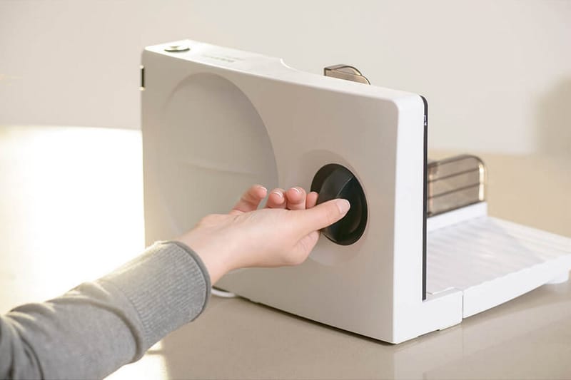 Påleggsmaskin Taurus Cutmaster Compact 100W 17 cm - Sølv - Husholdning - Kjøkkenmaskiner - Skjære & male