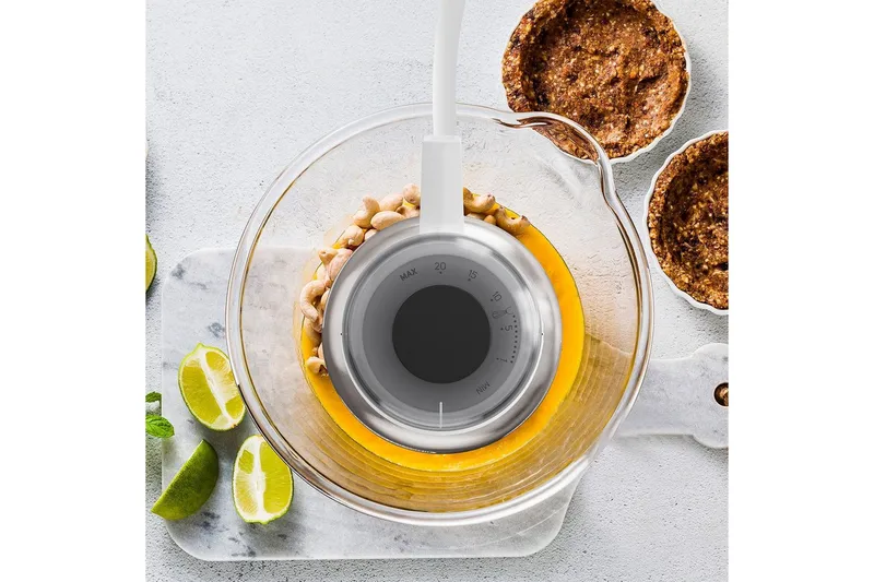 Stavmiksersett Black+Decker 750W Hvit - Hvit - Husholdning - Kjøkkenmaskiner - Blande & hakke