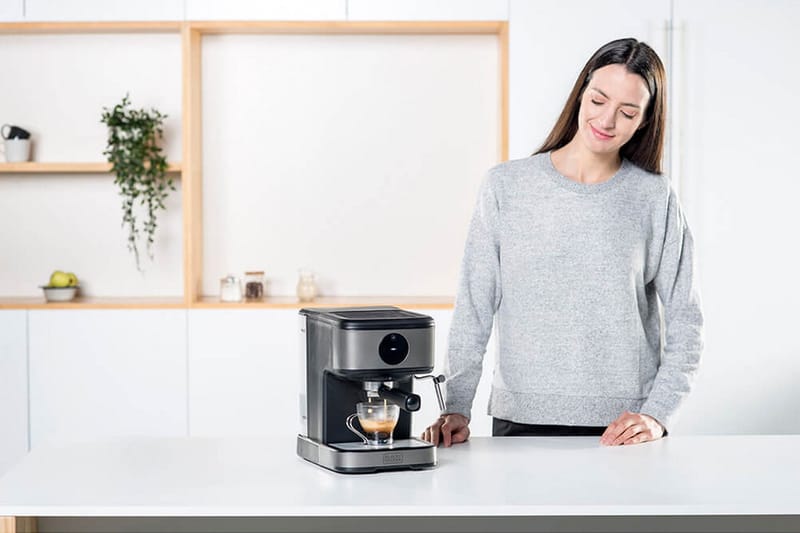 Espressomaskin Black+Decker 20 bar - Grå - Husholdning - Matlaging & Baking - Kjøkkenutstyr