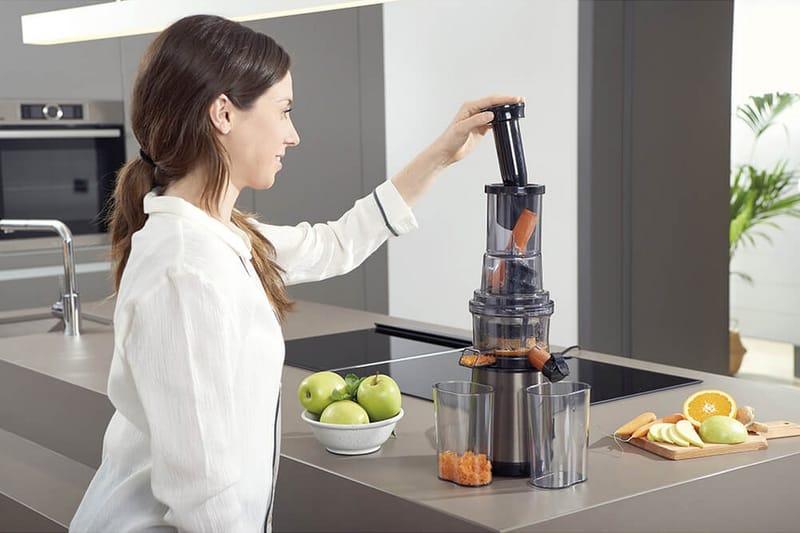 Juicepresse Black+Decker Slow Juicer BXJE200E Børstet Rustfritt Stål - Grå - Husholdning - Matlaging & Baking - Kjøkkenutstyr