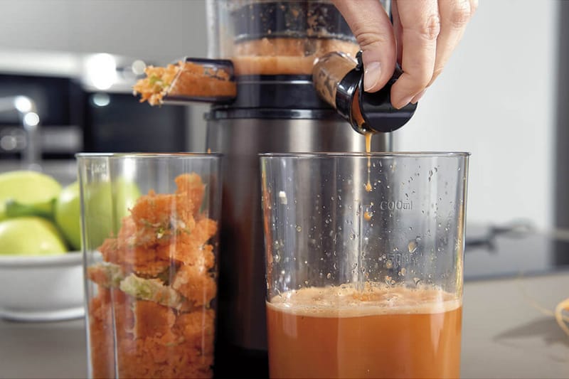 Juicepresse Black+Decker Slow Juicer BXJE200E Børstet Rustfritt Stål - Grå - Husholdning - Matlaging & Baking - Kjøkkenutstyr