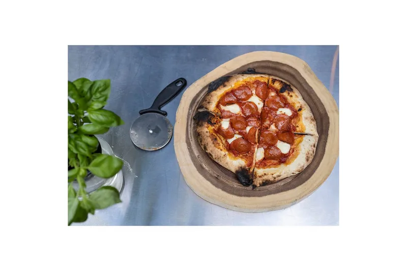 Pizzaskjærer Mustang - Sølv - Husholdning - Matlaging & Baking - Kjøkkenkniver