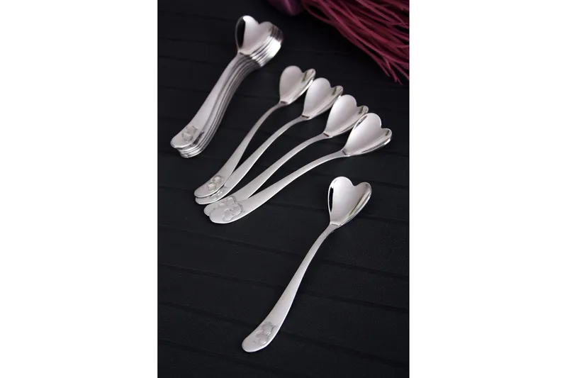 Kosova Skje 12-pk 11 cm Hjerteform Rustfritt Stål - Metallic - Husholdning - Servering & borddekking - Bestikk