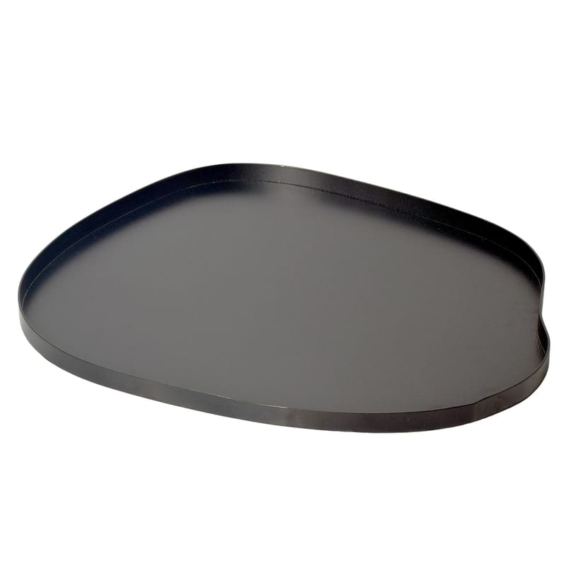 Ralven dekorasjonsfat 35 cm i metall med organisk design - matt svart - Husholdning - Servering & borddekking - Brikker & tallerkener