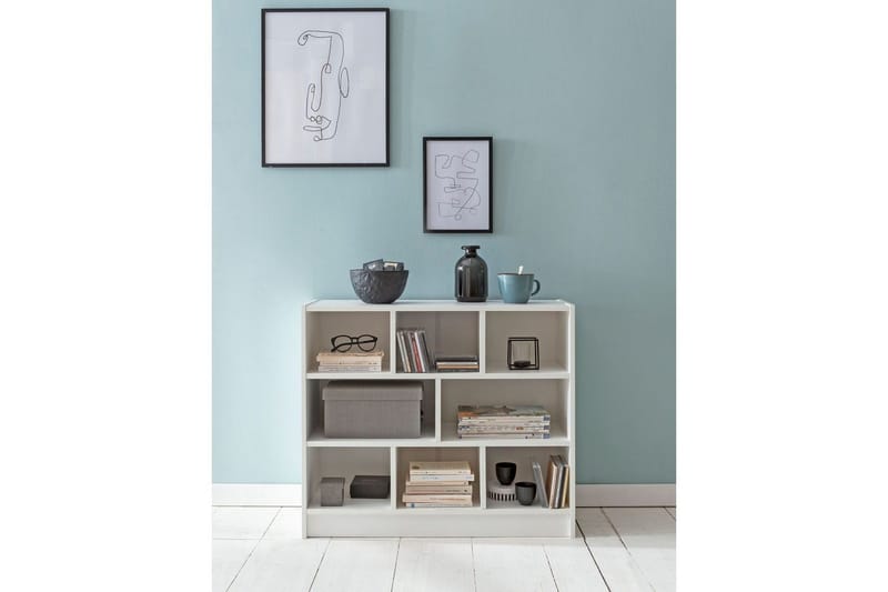 Bokhylle Wohnling Sponplate med 8 Oppbevaringshyller - Husholdning - Servering & borddekking - Karaffel, mugge & kanne - Glassflaske