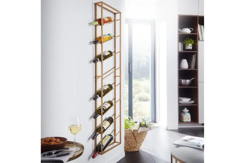 Vinstativ Wohnling veggmontert, plass til 8 flasker, pulverlakkert metall, industriell loftstil Gull - Gull - Oppbevaring - Hyller - Oppbevaringshylle - Vinstativ & vinhylle