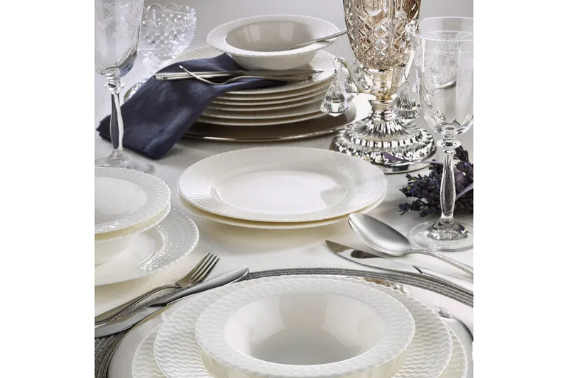 Adine Middagsservice 24 Deler Porselen - Hvit - Husholdning - Servering & borddekking - Porselen