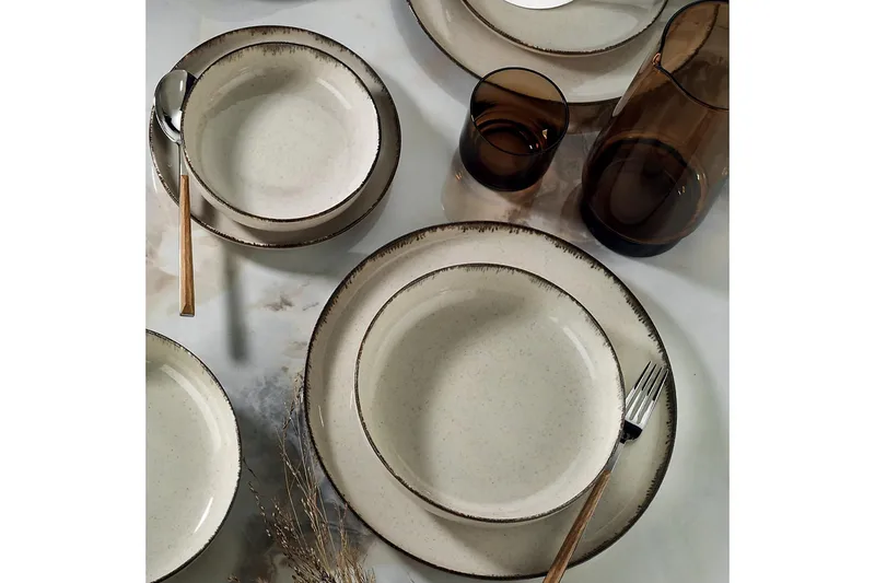 Adine Tallerkensett 24 Deler - Porselen/Brun - Husholdning - Servering & borddekking - Porselen