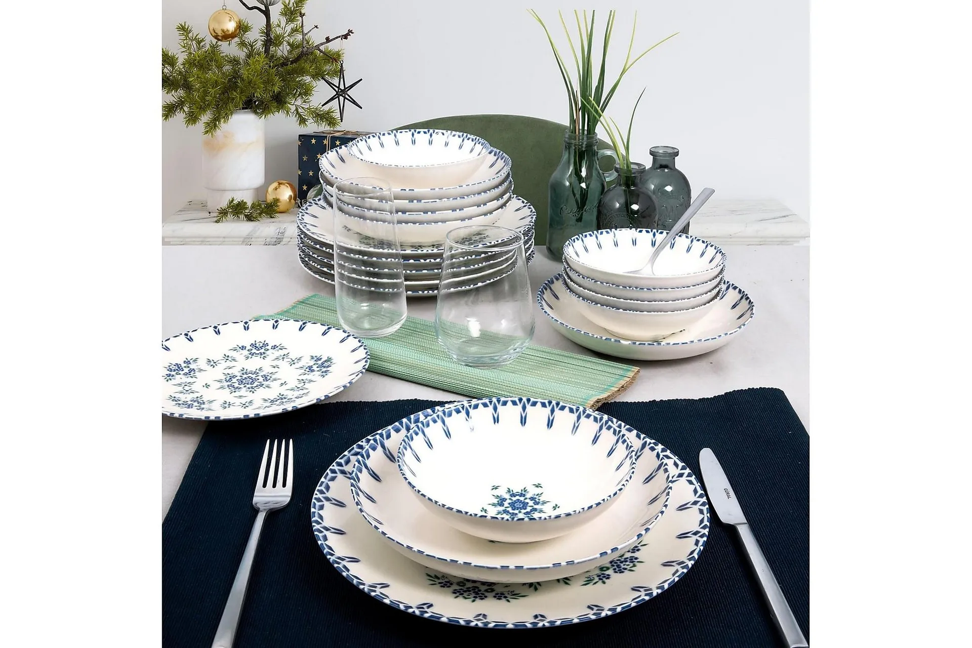 Subatan Tallerkensett 24 Deler - Porselen/Hvit