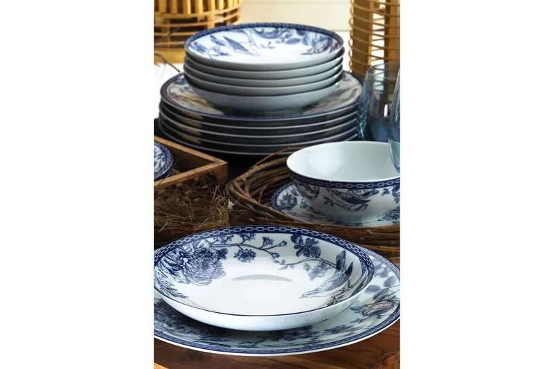 Tallerkensett 24- pk - Blå / Hvit - Husholdning - Servering & borddekking - Tallerkener - Servise & tallerkensett