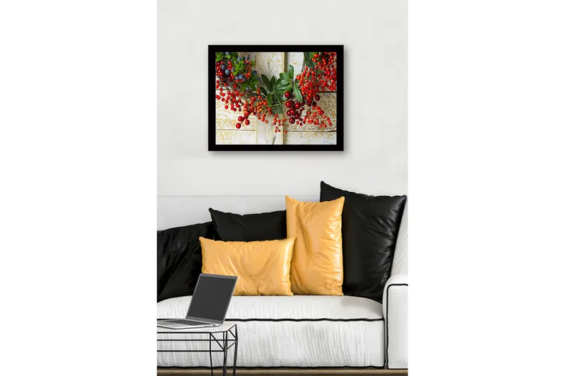 Innrammet lerret i tre - 41x56 cm - Fargerik krans av bær og grønne blader - Rød / Grønn / Blå - Innredning - Bilder & kunst