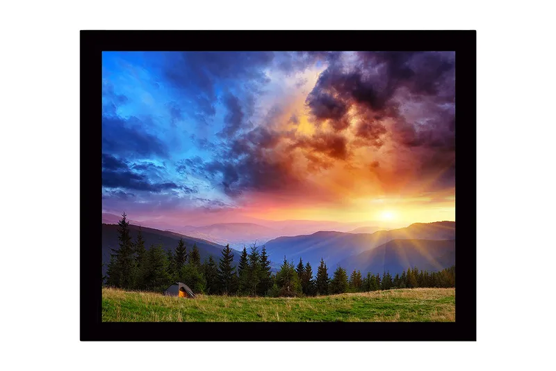 Innrammet lerret i tre - 41x56 cm - Storslått solnedgang over fjell og skog, Blå / Oransje / Grønn