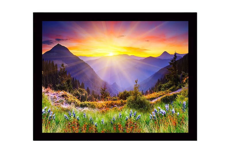 Innrammet lerret i tre - 41x56 cm - Storslått soloppgang over fjell og daler - Gull / Lilla / Grønn - Innredning - Bilder & kunst