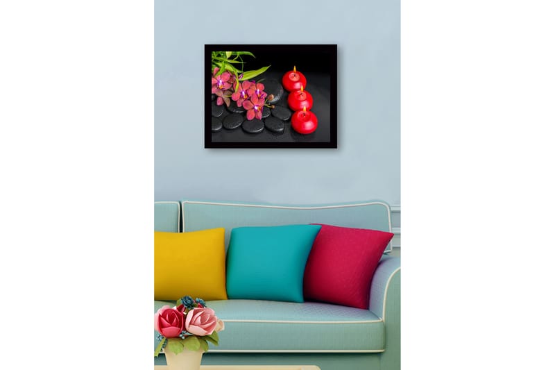 Innrammet lerret i tre - 41x56 cm - Vakker samling av orkideer og lys på svarte steiner - Rød / Svart / Grønn - Innredning - Bilder & kunst