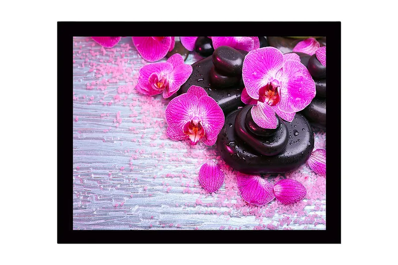 Innrammet lerret i tre - 41x56 cm - Vakker samling av orkideer og svarte steiner - Rosa / Svart / Lys grå - Innredning - Bilder & kunst