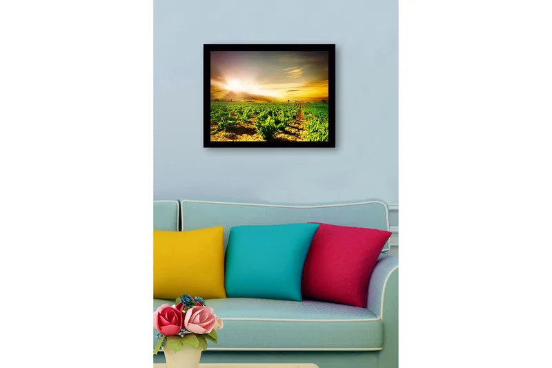 Innrammet lerret i tre - 41x56 cm - Vakker vingård under soloppgang - Grønn / Gul / Oransje - Innredning - Bilder & kunst