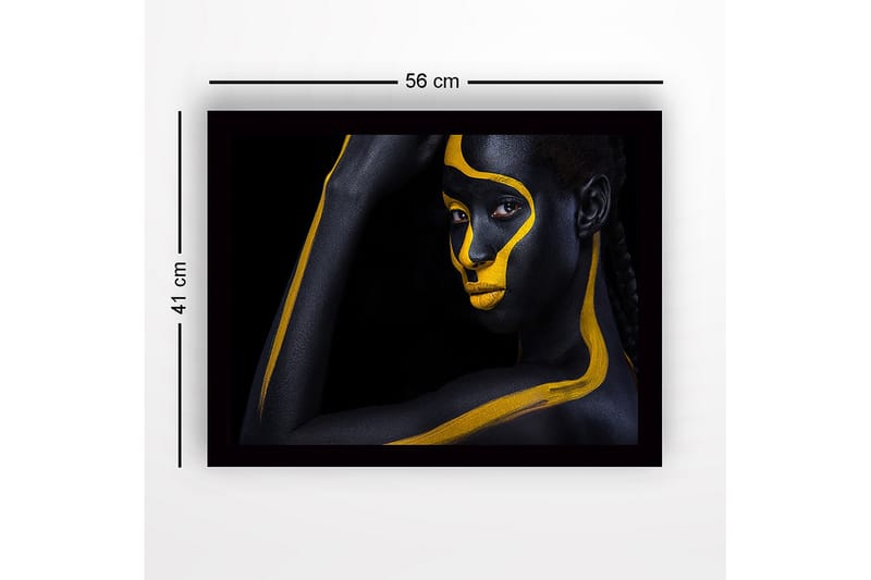 Innrammet lerret i tre - 41x56 cm - Portrett av en person med svart og gul kroppsmaling - Svart / Gul - Innredning - Bilder & kunst