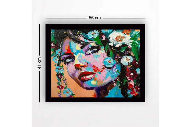 Innrammet lerret i tre - 41x56 cm - Portrett av en kvinne med blomsterdekorasjoner i håret - Blå / Grønn / Rød - Innredning - Bilder & kunst