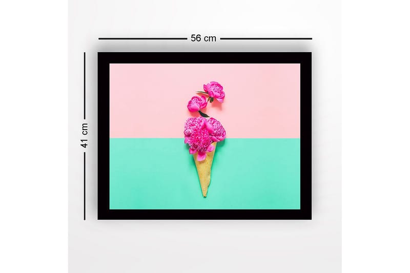 Innrammet lerretsbilde i tre - 41x56 cm - Blomster i en glasskjegle mot en fargerik bakgrunn - Rosa / Grønn / Gul - Innredning - Bilder & kunst