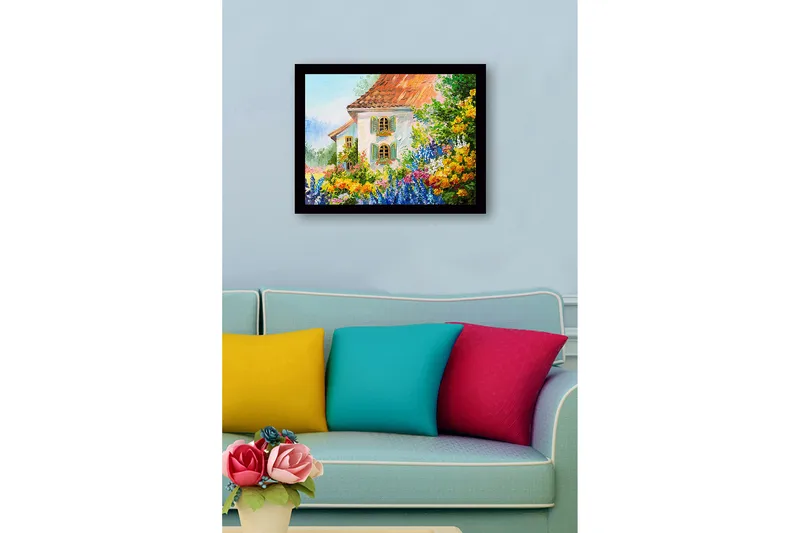 Innrammet lerretsbilde i tre - 41x56 cm - Blomstrende hage med et sjarmerende hus - Grønn / Oransje / Blå - Innredning - Bilder & kunst