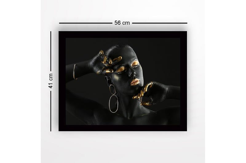 Innrammet lerretsbilde i tre - 41x56 cm - Elegant portrett av en kvinne med svart kroppsmaling og gulldetaljer - Svart / Gull - Innredning - Bilder & kunst