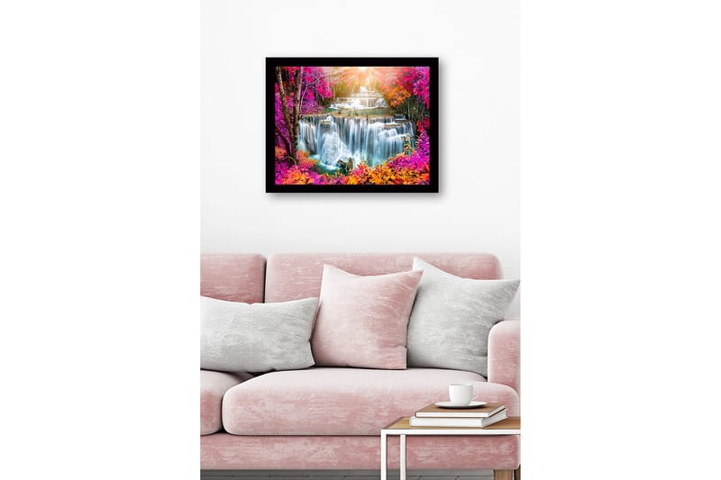 Innrammet lerretsbilde i tre - 41x56 cm - Fargerik foss med omkringliggende blomster og trær i høstfarger - Rosa / Oransje / Grønn - Innredning - Bilder & kunst